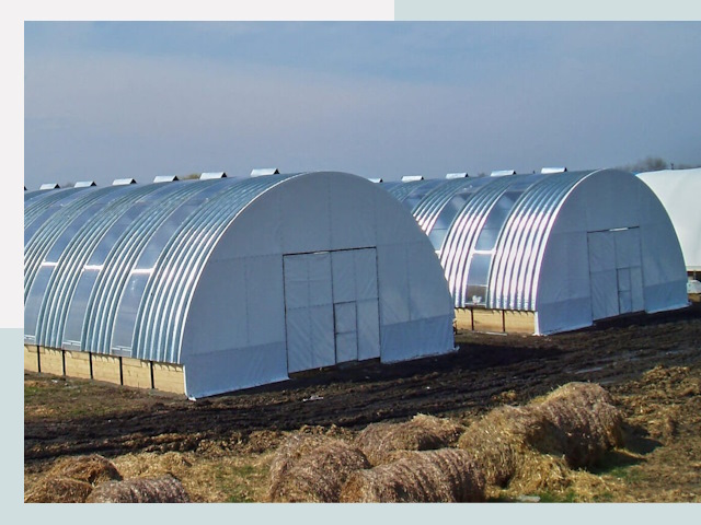 Сельскохозяйственные здания в Лобне